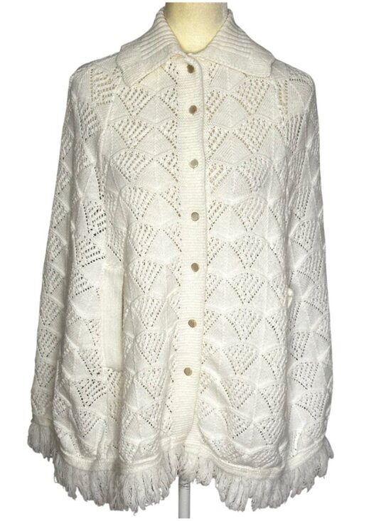 Wintuck Accessories - Vintage Wintuck Crochet Cape White Fringe ILGWU Union Made 70s OSFM USA